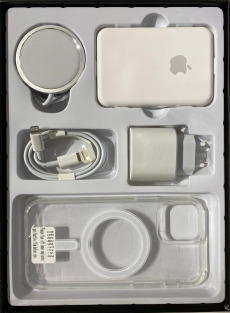 Набор зарядных устройст + чехол iPhone 12 / 12 Pro MagSafe