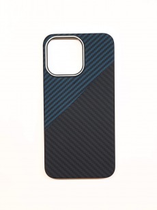 Чехол-накладка Карбон для Apple iPhone 13 Pro (черно-синий) с металлическим ободком