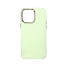 Чехол Apple iPhone 12/12 Pro Silicone Case с металлическими кнопками и рамкой для камеры (молочный)