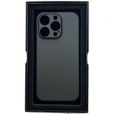 Чехол-накладка Карбон для iPhone 16 Pro Max с защитой камеры черный
